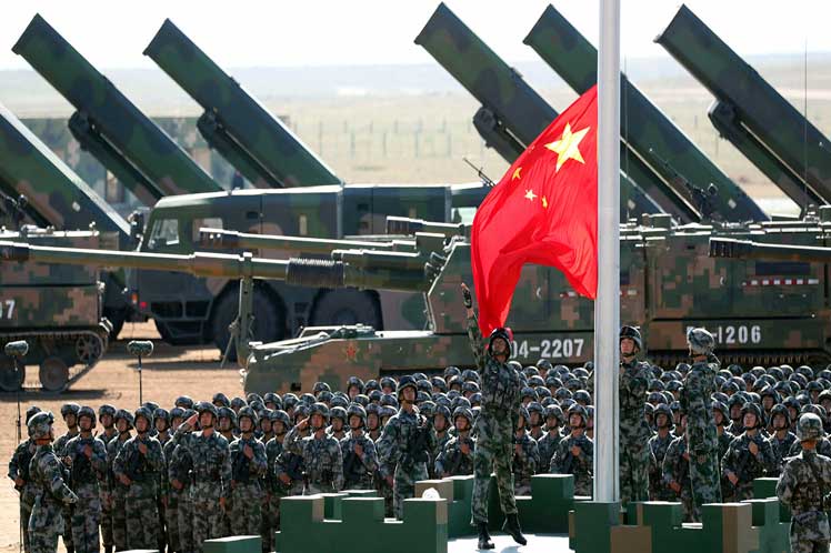 MinfarC's tweet photo. FAR #Cuba saluda el Ejército Popular de Liberación de China, las fuerzas armadas de la República Popular China. Fue fundado el 1 de agosto de 1927. https://t.co/HYMgYnHYf6
