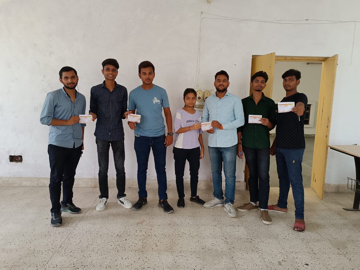 iaman_mishra's tweet photo. #सदस्यता_अभियान
#Membership_Drive
अखिल भारतीय विद्यार्थी परिषद @AbvpAyodhya के कार्यकर्ताओं द्वारा विभिन्न विद्यालयों में सदस्यता की गई। https://t.co/mGB3xpq0wF