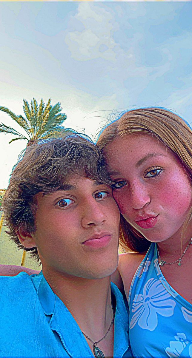 CodyBailey_v's tweet photo. Happy National Girlfriend Day🫶🫶 https://t.co/oE9kqU8QKD