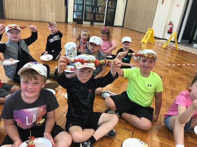 _Lifecentre's tweet photo. We've been having so much fun at #HAF2023 #SalfordSummerOfFun #superheroweek @FiddlersLaneCPS @StJosephsM5 @mrdelves @SalfordTree @clarendonroadPS @FriarsPrimary @moorfield_p1 https://t.co/AKj1GTJfuR
