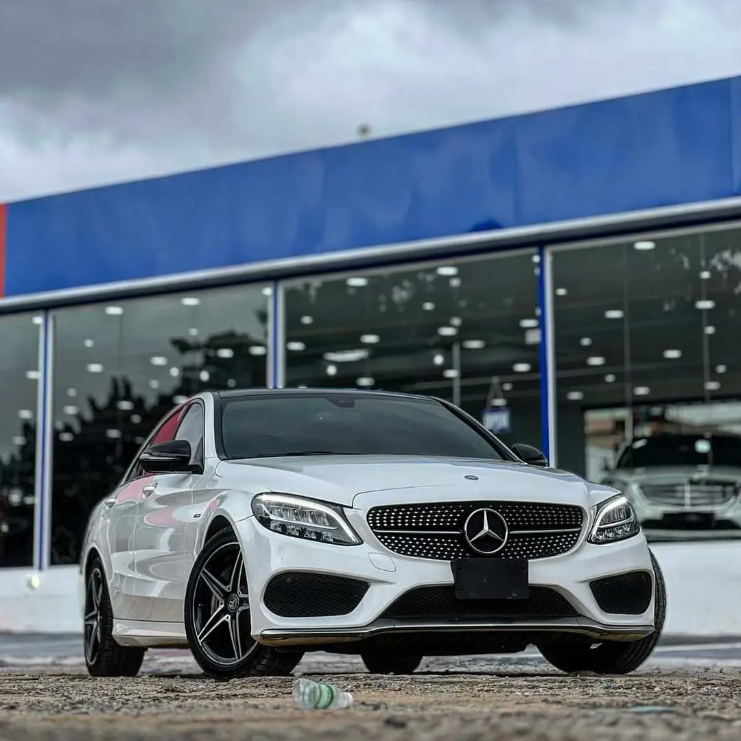 AutoPlanet01's tweet photo. SUPER CLEAN👌👌
Foreign used 2016 Mercedes Benz C450//AMG with customs duty paid, in an excellent condition now available 🏖 ..

Price: 30m💥
Call: 09057741661 ☎️
Location: Abuja 🏡
Nationwide delivery 🚚 
@SKIES_NATIONS
@MissDhely 
.
#autoplanet #autoplanetofficial #benz https://t.co/EGNJRrTrPE