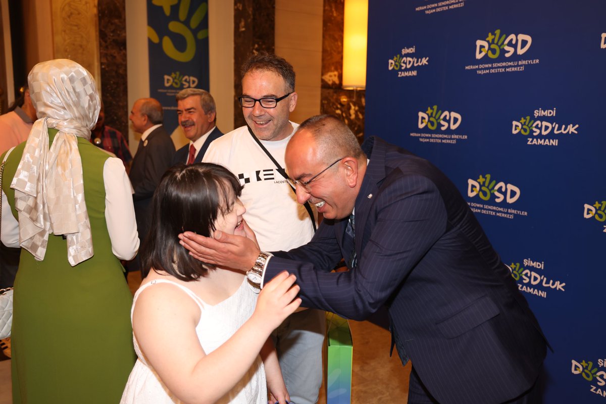 Down Sendromlu bireyler ve aileleri için Konya Meram’da açılacak olan, eğitim modeliyle de Türkiye’de ilk ve tek olacak bir merkez; DOSD Meram.

Bugün çok kıymetli dostlarımız ile gerçekleştirdiğimiz lansmanımızda merkezimiz hakkında detayları paylaştık.