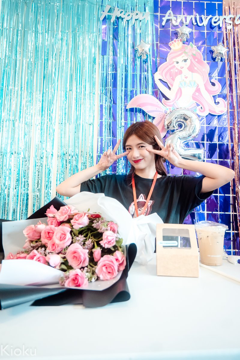 haruhiyuu's tweet photo. [2023.07.30] KAIA Charice
「 Cherries 2nd Birthday 」

사랑해 ~ ♥️🍒

WELCOME TO MERMAIDIA
#Cherries2ndBirthday #KAIA #KAIA_CHARICE 
@KAIAOfficialPH @KAIA_Members https://t.co/hzwQNVuVAG