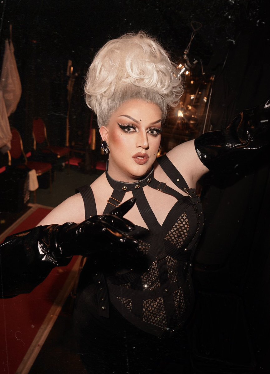 ShadyLawrence's tweet photo. Pangina’s makeup artist, Golf made me look so SOFFFTTTT https://t.co/My136brb36