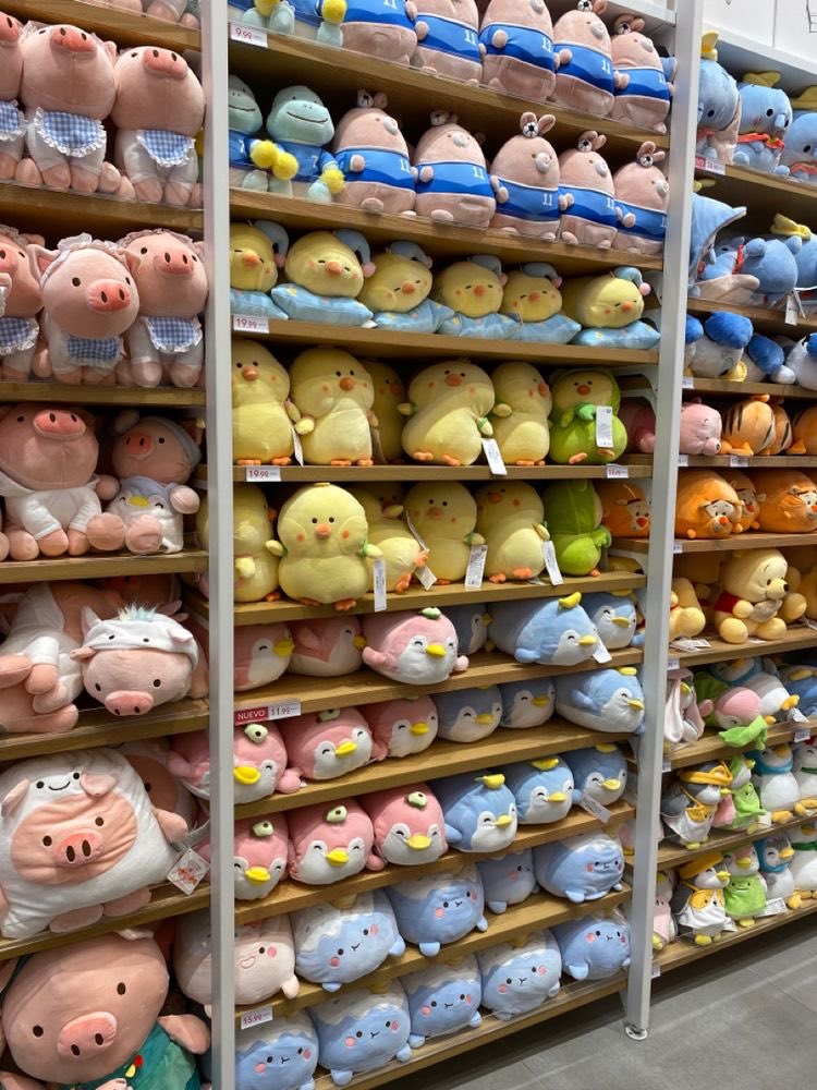 SoftnessDaily's tweet photo. miniso plushies 🎀 https://t.co/q15EsqUdZy