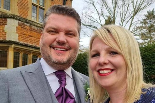 Emily Penwright says her family is “extremely proud” to have raised more than £20,000 for us, which is above their fundraising milestone 🎉 

Their efforts are inspired by husband and father, Simon, who was diagnosed with a glioblastoma (GBM) ➡️ bit.ly/3OEqln0

#Donation