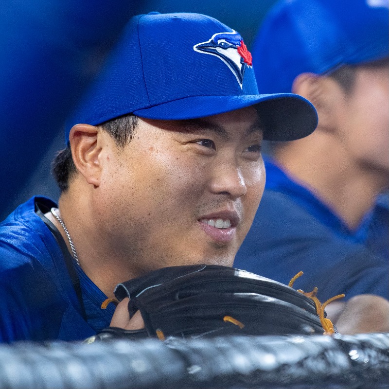 BlueJays's tweet photo. The Korean Monster Returns! 

코리안 몬스터 그가 돌아왔다!