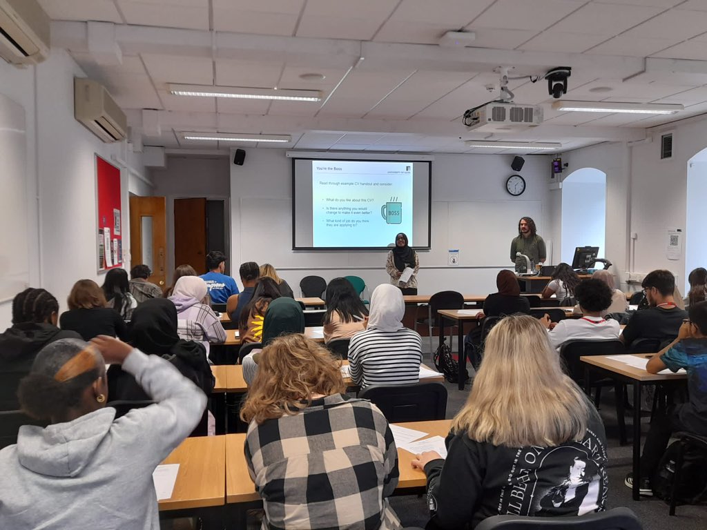 UoL_Contextual's tweet photo. We also have our fantastic Careers team developing our students CV and interview skills! @LeedsUniCareers 📝 #RFESS23 https://t.co/Z1wh4CHar7
