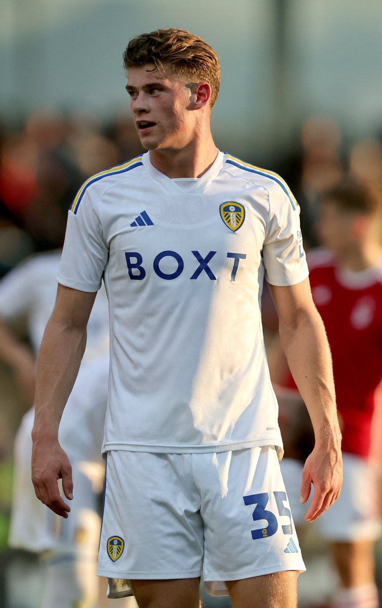 LeedsUnitedYEP's tweet photo. 🤍 "Everyone around the club and city and where I'm from in York is Leeds. It means so much to each and every person. I go out with my mates and everyone's talking about Leeds - it means so much." — Charlie Cresswell, Leeds United's new No. 5. #lufc https://t.co/ux20FHQkom