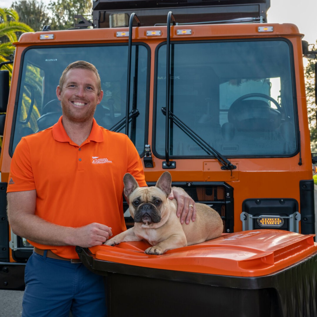 MackTrucks's tweet photo. Florida Express Environmental relies on the trustworthy #MackLR for top-notch waste handling in Ocala, FL!๐ด๐
Whether it's gated communities or regular neighborhoods, the LR gets the job done efficiently! #PartnersForTheRide https://t.co/qS25t0BOBg