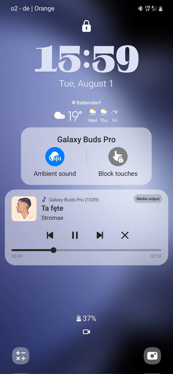 Vetrox360's tweet image. Official Lockscreen and AOD widgets in One UI right now!
With a new LockStar update, you can place any widgets you want on your lockscreen &amp;amp; AOD, and additionaly LockStar now supports aod to lockscreen animation!