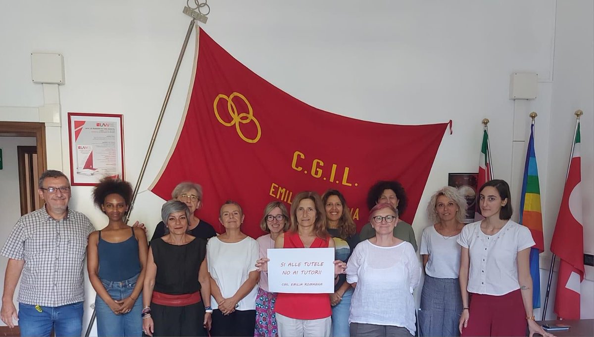 DonneCgil's tweet photo. SÌ alle TUTELE
NO ai TUTORI
Fuori gli antiabortisti dagli ospedali pubblici

#Torino 
#Liberediscegliere https://t.co/TdqrdYT7pt