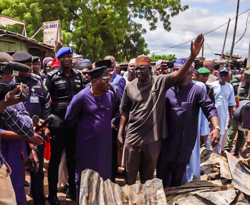 GovernorAUF's tweet photo. Today, I visited Yola market to commiserate with the market community over the incident that razed down 10 shops. I assured them of the government's support and donated the sum of N5,000,000 to aid in their recovery and rebuilding efforts. It was heartwarming to witness the resilience and unity of the market community during these challenging times, and I pledged to work closely with local authorities to provide further assistance and implement measures to prevent such incidents in the future. Additionally, I promised to collaborate in rebuilding a modern facility for the traders, ensuring a safer and more prosperous environment for everyone