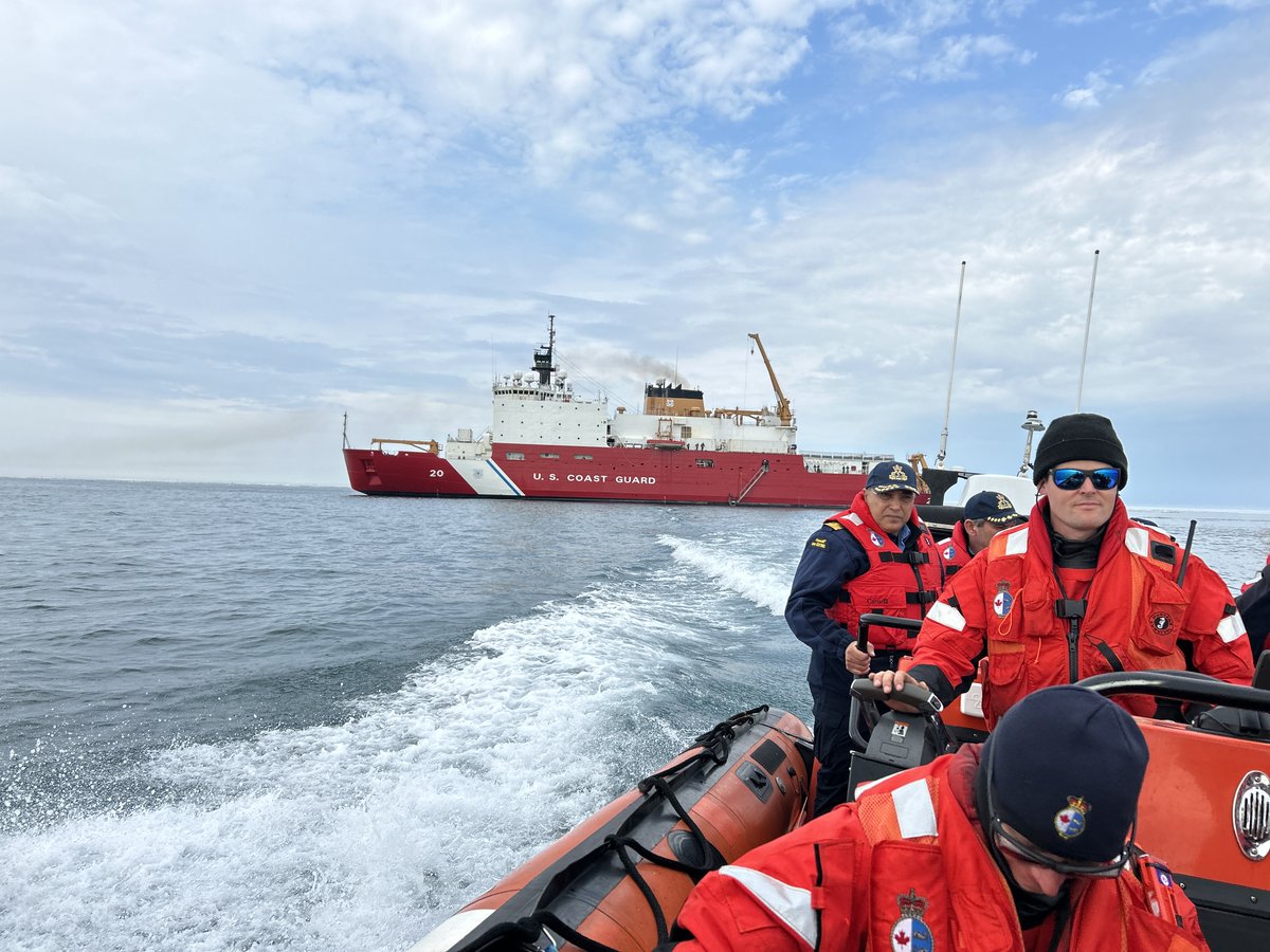 Last week, we joined the @USCG in Point Barrow, #Alaska to conduct a joint PASSEX exercise between the USCGC Healy and CCGS Sir Wilfrid Laurier. Our longstanding relationship with them helps ensure the safety and security of the North American Arctic and Canadian Arctic waters.