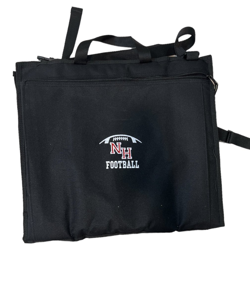 Stans_Hoboken's tweet photo. Make sure your fans are comfortable! Customized bleacher seat cushions for the fans of @NHFB_LIVE
#embroidery #fangear #fanaccessories #teamgear #customgear https://t.co/EBM3WtdYV7