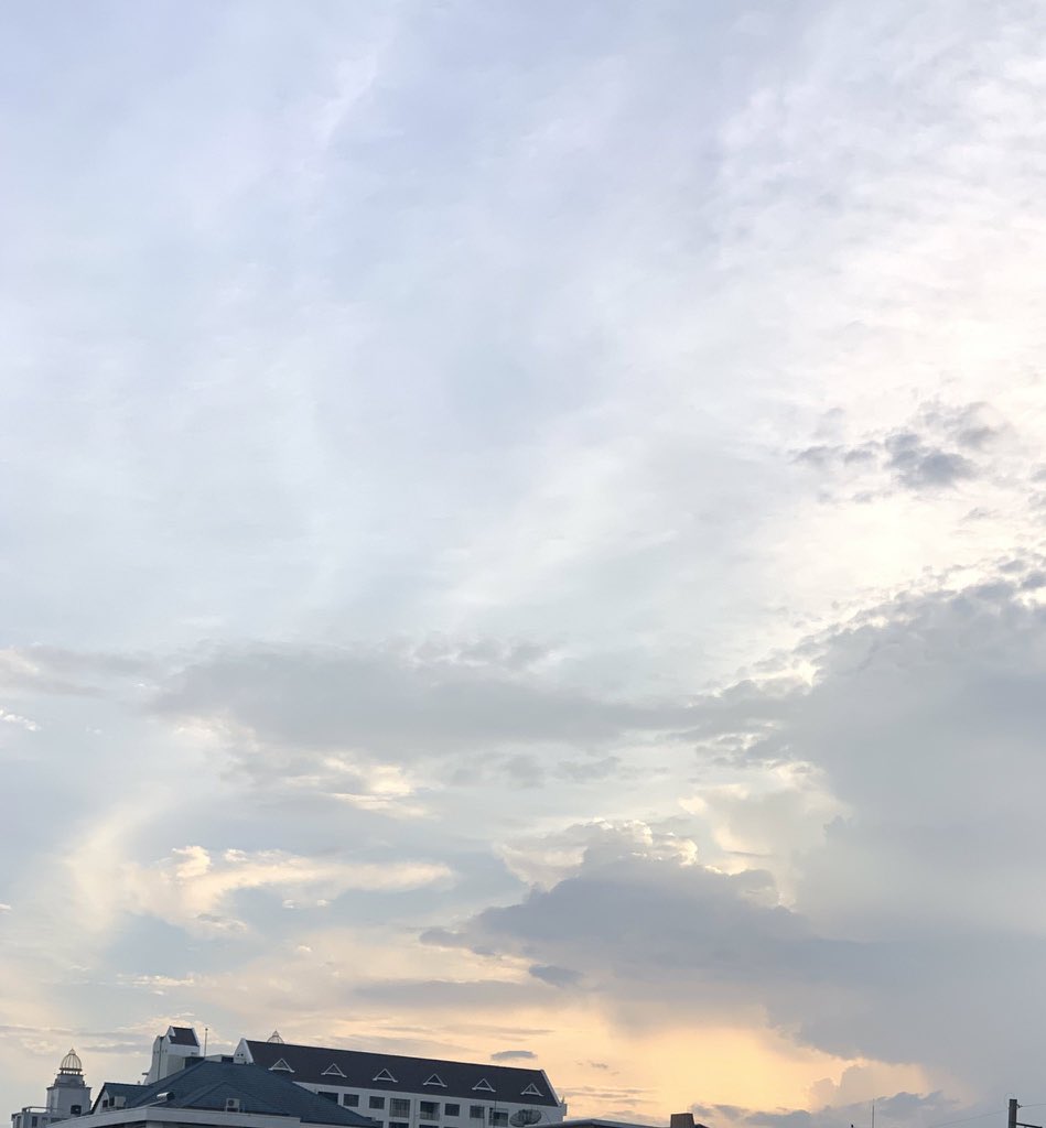 ppcyaa's tweet photo. How are your skies 🩵🐯
#SkiesForMark
#마크를위한하늘 https://t.co/CUfzesQf2f