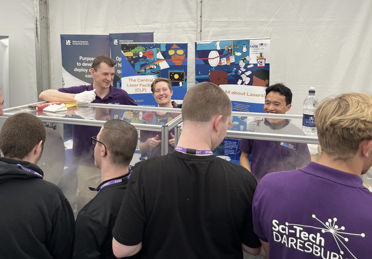 CLF_STFC's tweet image. As you may know, the CLF headed North this July to help engage more than 5,000 visitors on @DaresburyLab Open Day! 🤩

We are so chuffed that we were able to be a part of this incredible event.

Read about the CLF's exhibition here! 
➡️tinyurl.com/CLFDOW23
