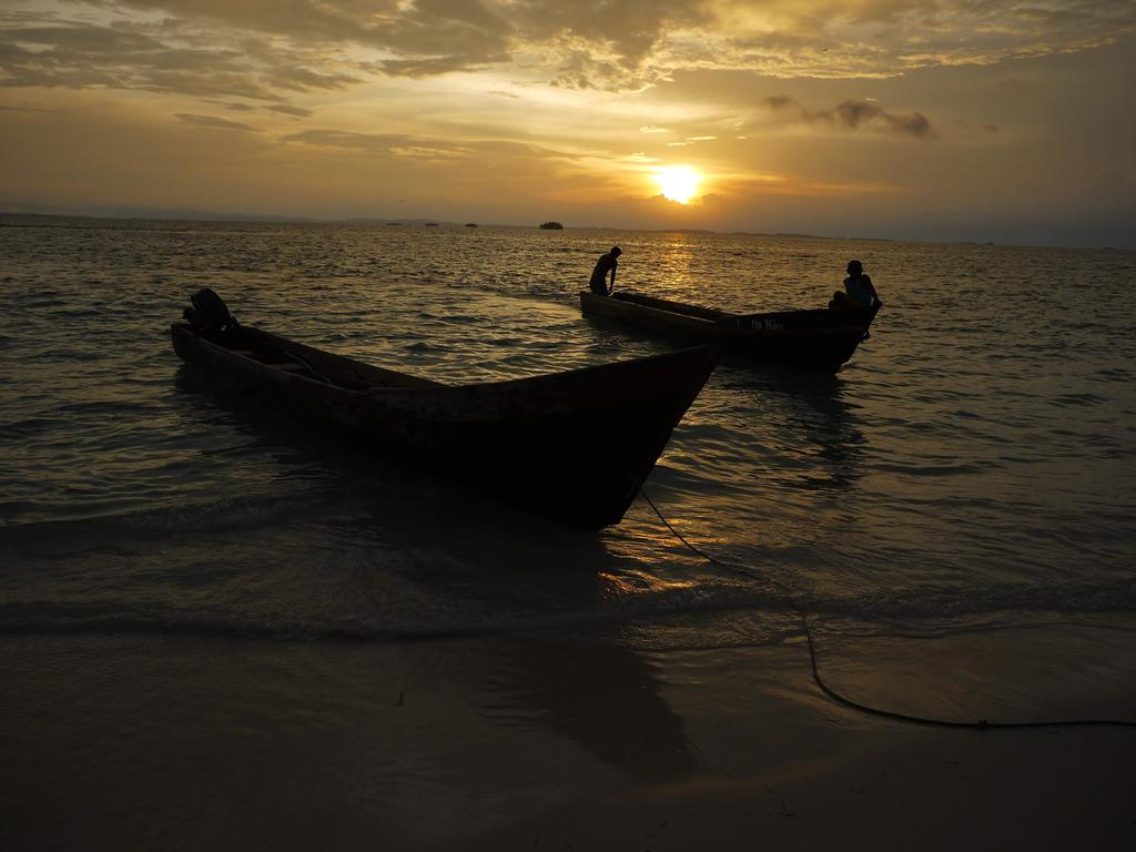 JosephRuben01's tweet photo. @alanxelmundo Guna Yala (San Blas), Panamá. https://t.co/QeEhD0yIcK