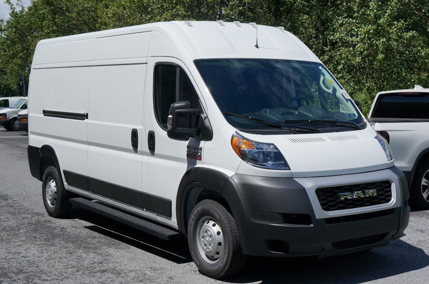 RomikUSA's tweet image. RAM ProMaster with ROB running boards. The grip tape cladded running board is a must for safety. Check us out at Romik.com #RAMVan #RAMPromaster @Ram Trucks @Van.life