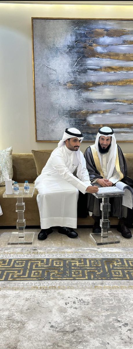 O_almutairi0's tweet photo. الحمدالله الذي بنعمته تتم الصالحات 
تم بحمد الله وفضله "عقد قراني"

سائلاً المولىٰ عز وجل لي ولكم التوفيق 
والبركة لما يُحبه ويرضاه

اخوكم/ عمر فهد علي الملعبي https://t.co/KPcVwzD6yy