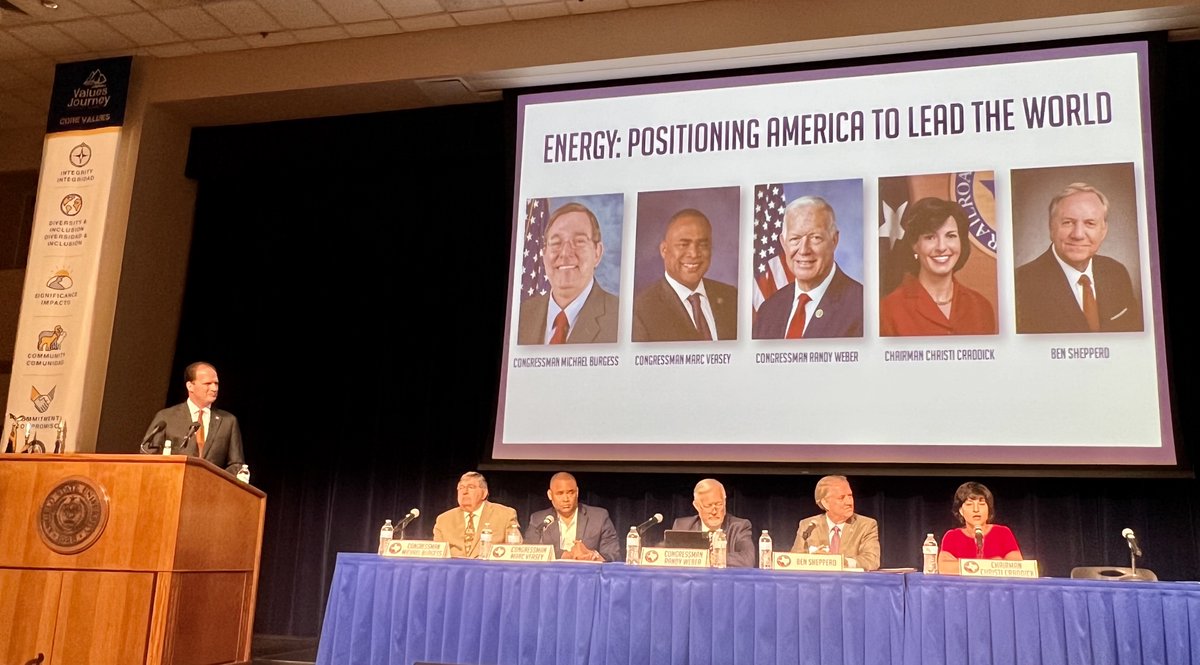 cnsrvtxns4nrg's tweet photo. Rep. Randy Weber (@TXRandy14) said it best this morning about Texas energy at @AngeloChamber’s West Texas Legislative Summit. “The things that make America great are the things that are American-made.” #txlege #txenergy #tx14 https://t.co/kJpIZI95cZ