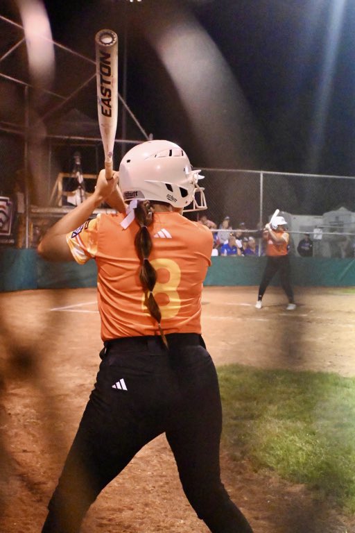 allyson_schauer's tweet photo. From last nights win again Latin America (11-1)!!! #LLWS #Softball https://t.co/i3qXGN9BmA