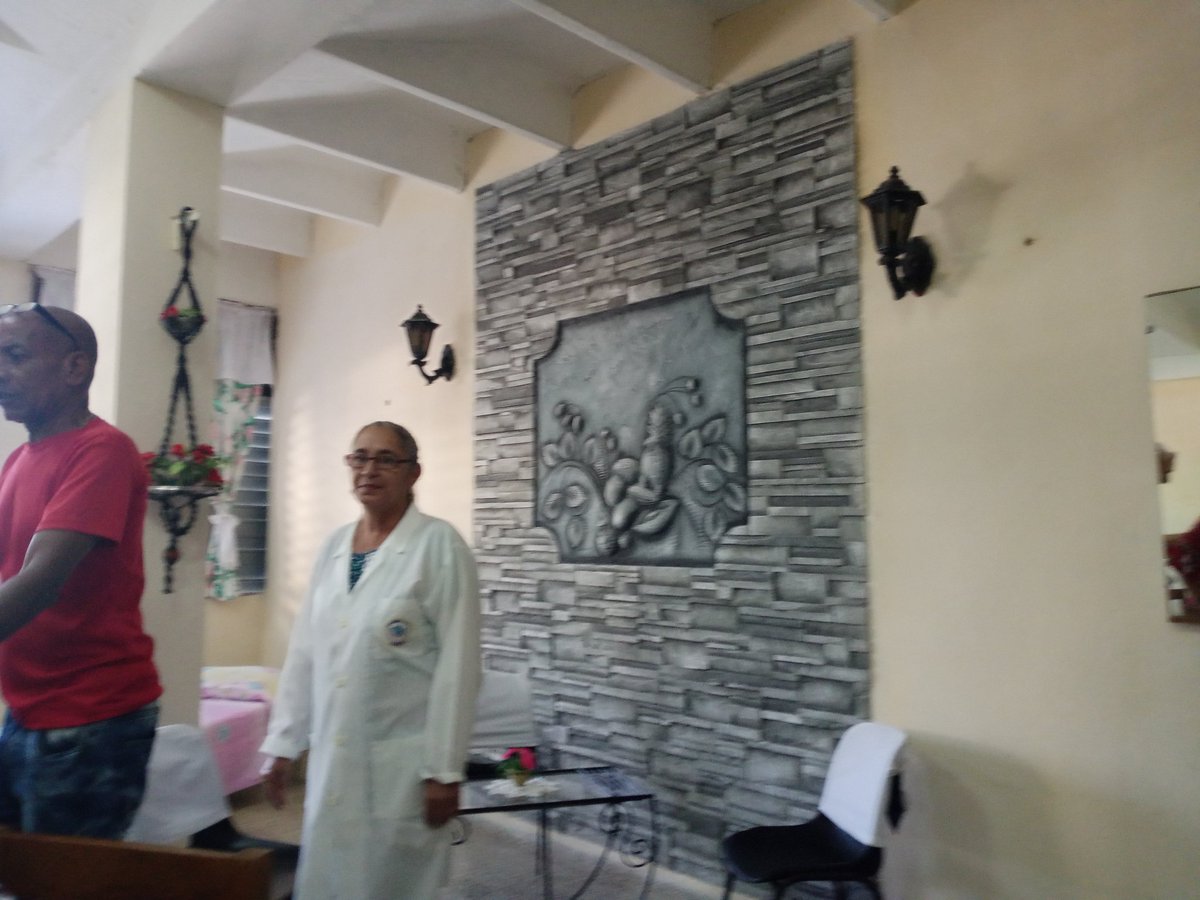 Día feliz en #Bayamo #ProvinciaGranma
Una casita infantil abrió sus puertas hoy. Unidad, compromiso. Jornada de recordación por el #26DeJulio y al Comandante en Jefe Fidel Castro Ruz, quien tanto hizo por la Educación y los niños. #ConTodosLaVictoria