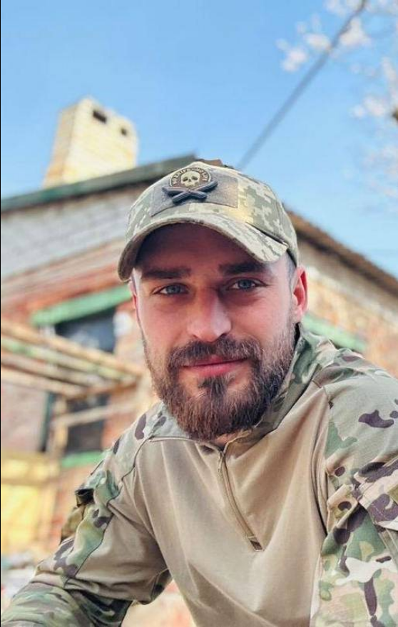 TataHortitsa's tweet photo. ⚡️УВАГА !  РОЗШУК !
Роксана Мала28 бригада, зниклі безвісти
4 д.
‼️ПРОСТО КРИК ДУШI‼️ Хiба так важко натиснути кнопочку для поширення щоб бiльше людей бачили???
ЦЕ  НЕ ВАЖКО.....Важко хлопцям на 0. Важко рідним які не знають де вони? 🇺🇦🙏.
Я дякую кожному та кожнiй хто ділиться⤵️ https://t.co/KPMKfS7aSY