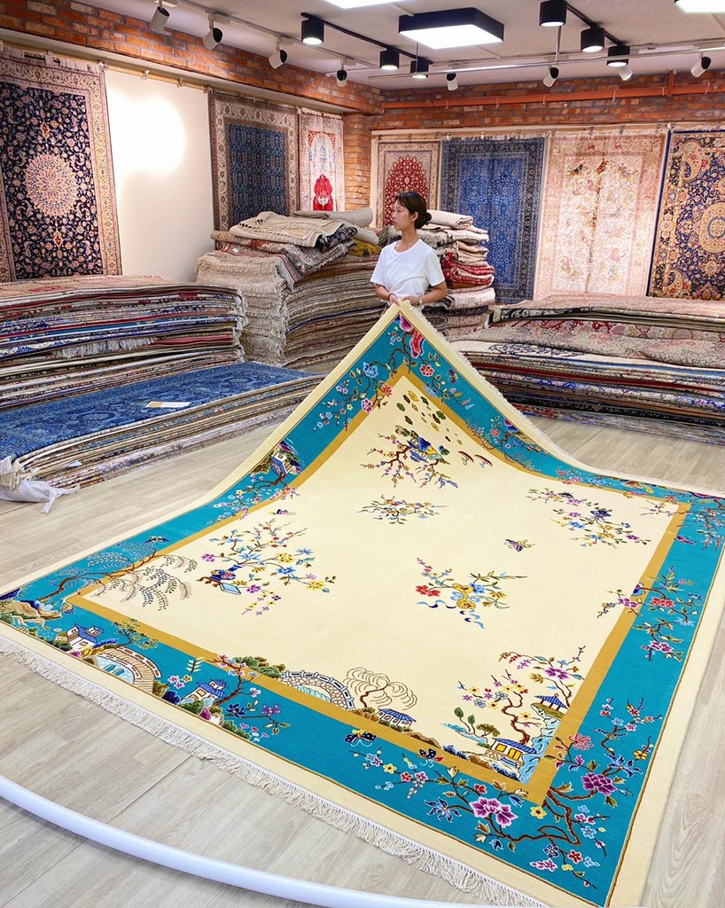 camelcarpet's tweet image. Handmade wool silk carpet to customer. #woolsilkcarpet #woolsilkrug