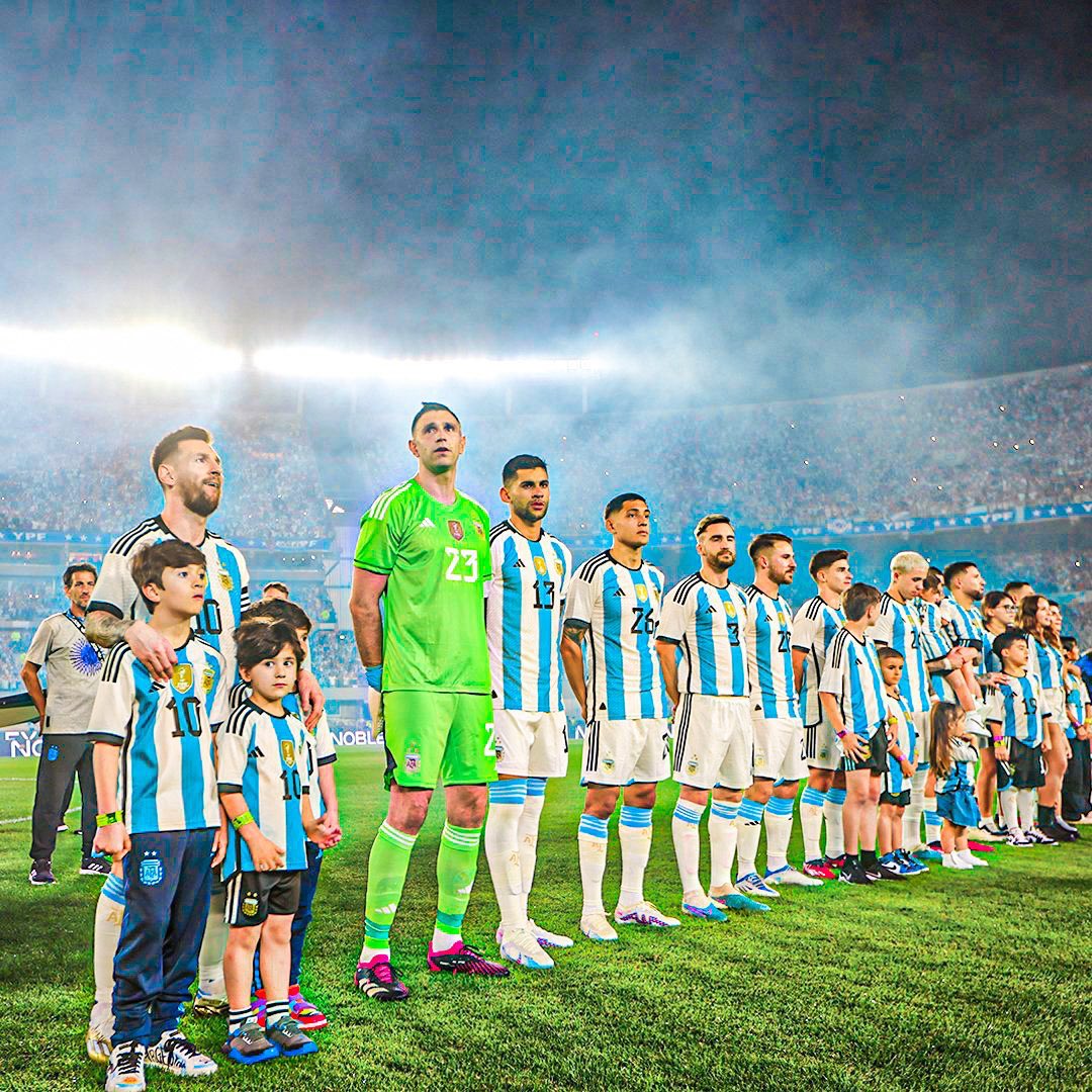 #SeleccionArgentina 🇦🇷 | TODO LISTO

La selección campeona del mundo 🥇ya tiene rival y fecha confirmada para el inicio de las eliminatorias, de cara al mundial 2026

🆚 Ecuador
📅 8 de septiembre 
⏰ 20 HS
🏟️ Estadio Monumental