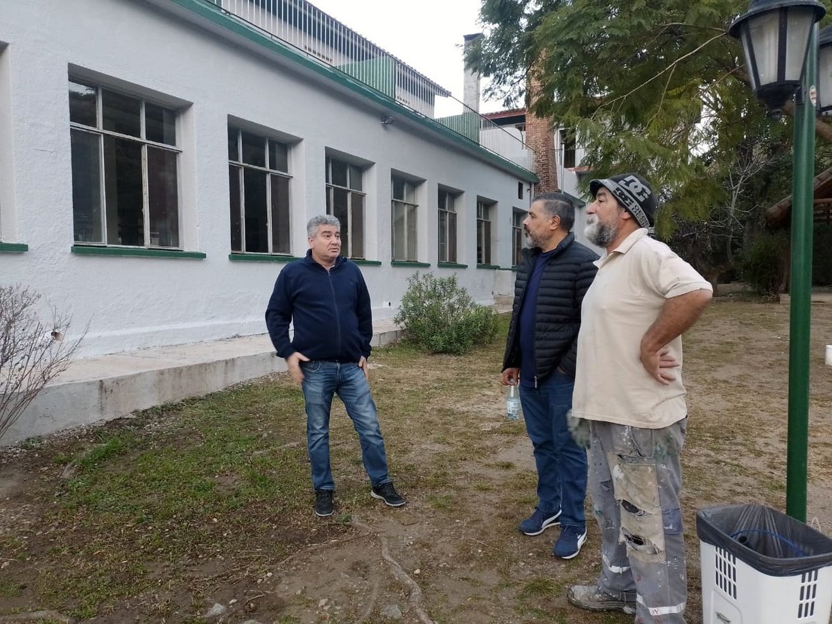 fstmpba's tweet photo. 👋 ¡Buen día! Continuamos con la puesta en valor de nuestro hotel en Villa La Serranita 💪 https://t.co/QSgLtXZEW4