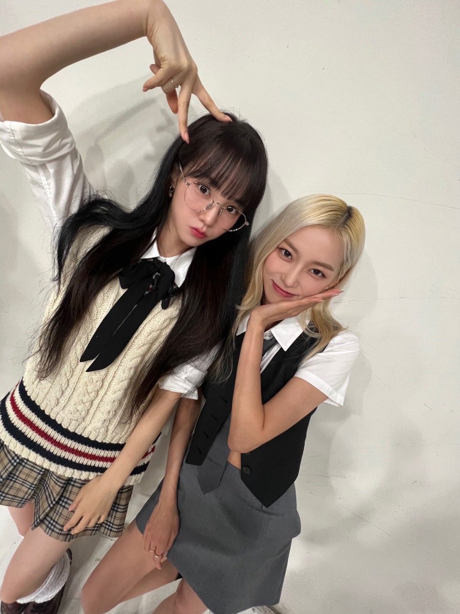 WOOAH 우아 tweet media