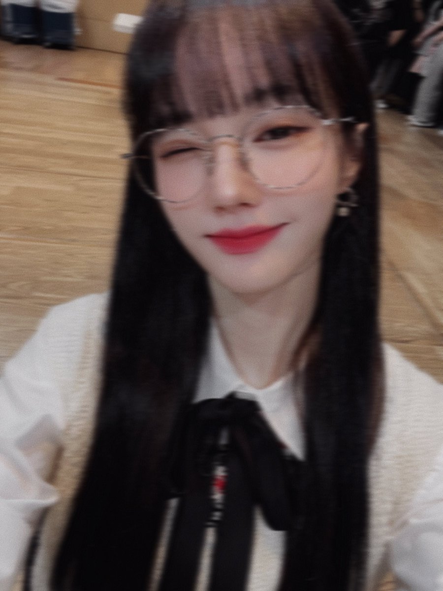 WOOAH 우아 tweet media
