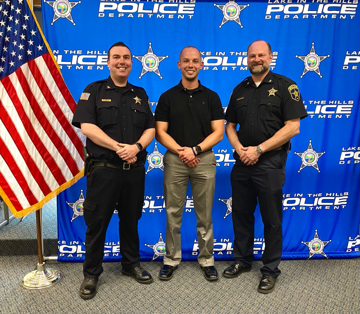 LITHPolice's tweet photo. Yesterday afternoon was a great day here at #lithpd๐. We swore in our newest officer, Officer Rybialek๐ฎ ! Please help us #welcome him to the Village of #lakeinthehills & our amazing #community.๐ @lith60156 https://t.co/z6KFgkwTTX