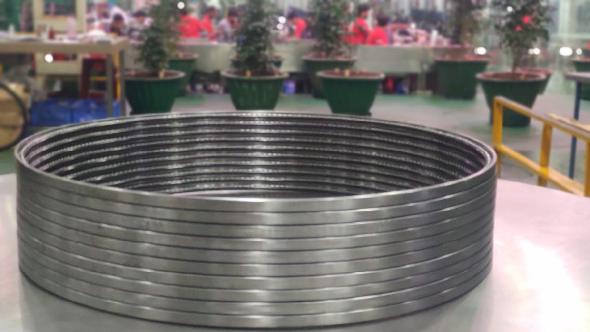 MAXSPARELIMITED's tweet photo. Switch to our metal-cased seals for your critical applications! Equipped with an SS-encapsulated spring, these seals ensure exceptional endurance, safety, and long-lasting performance.

#superfastdelivery #sealingunit #asiaslargest #seal #sealspotlight #lubricant #vbelts https://t.co/wP2XbZaSIR