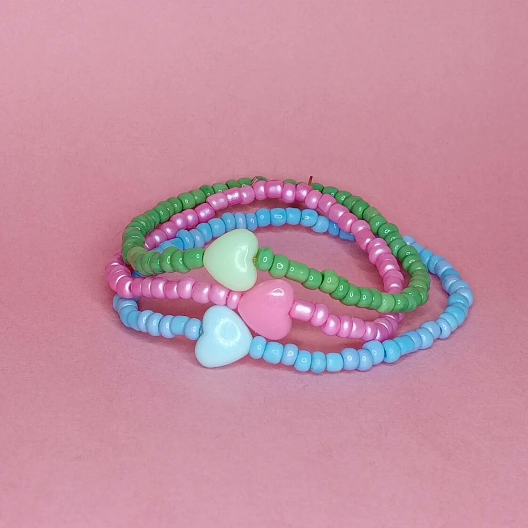 _hyuckart's tweet photo. TRIO FRIENDSHIP BRACELET 

you can get this trio powerpuff girls inspired friendship bracelet set for 40pesos.
🔗https://t.co/gn0q0K5Lyh

#triobracelet #handmade #friendshipbracelet #bracelet https://t.co/oASXk9QQSq
