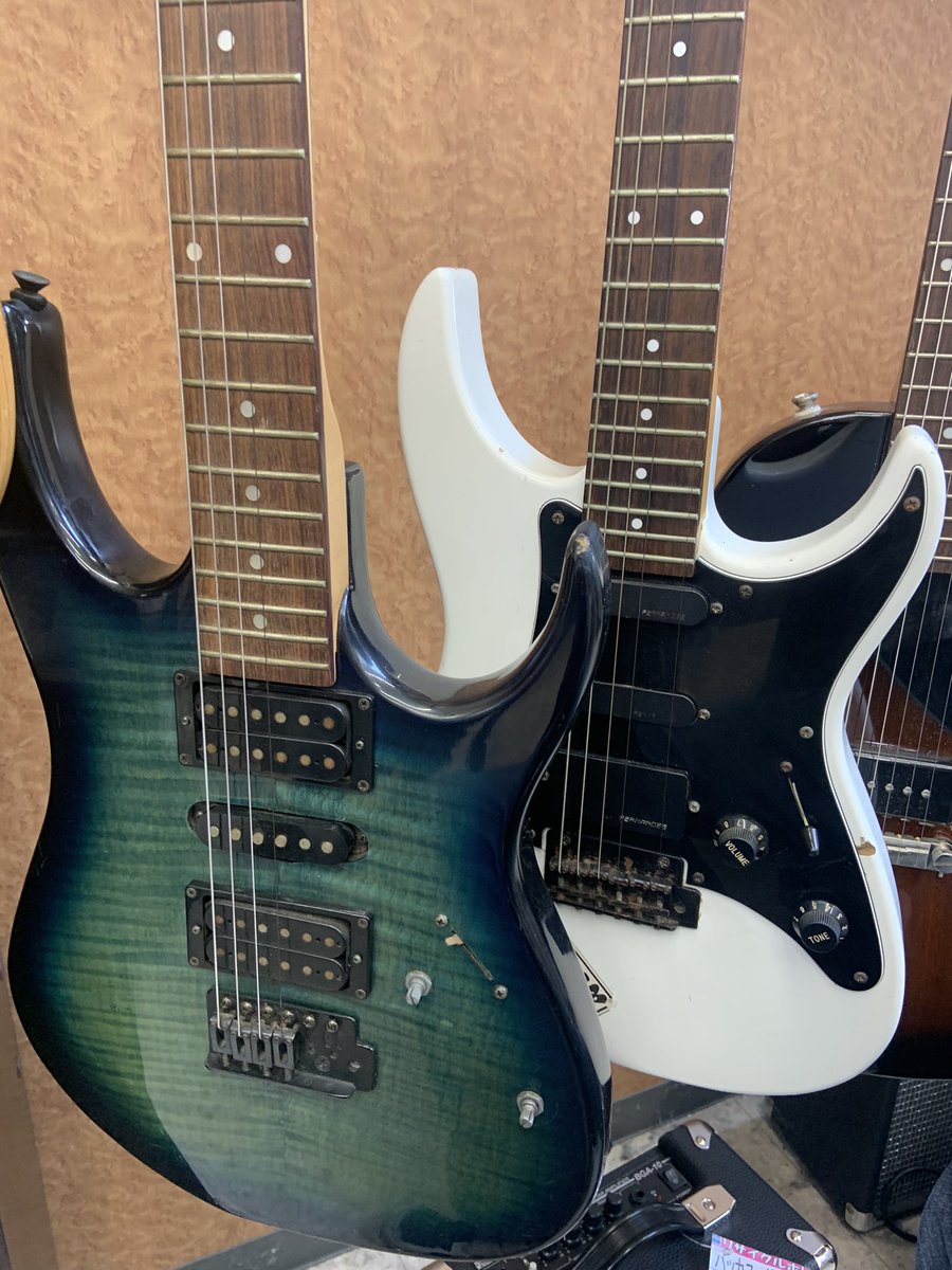 今日、silver cadet by Ibanezのジャンクを見かけました👍 おいらに