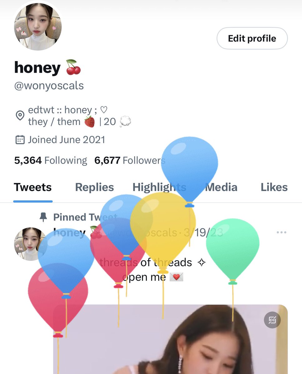 honey 🍒 tweet media