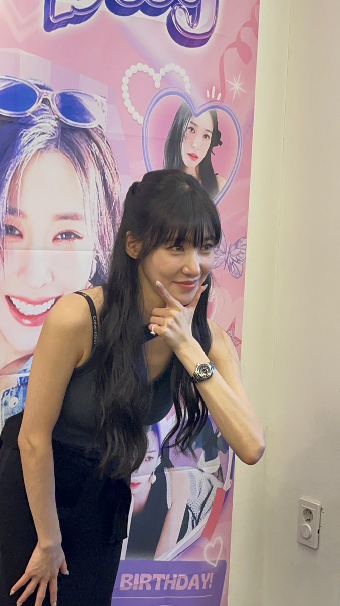 abangsucry's tweet photo. 그냥일상이화보군아... https://t.co/cjYANtLOH0
