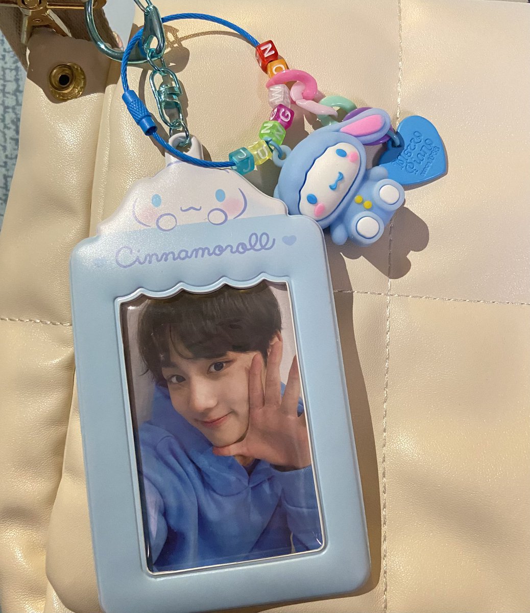 wonnowiii's tweet photo. ได้รับน้องพวงกุญแจแล้วน้าาา ~ น่ารักสุ้บๆ💙💙💙💙 #ReviewUNI_MISHOP https://t.co/qlQLOsFBwu