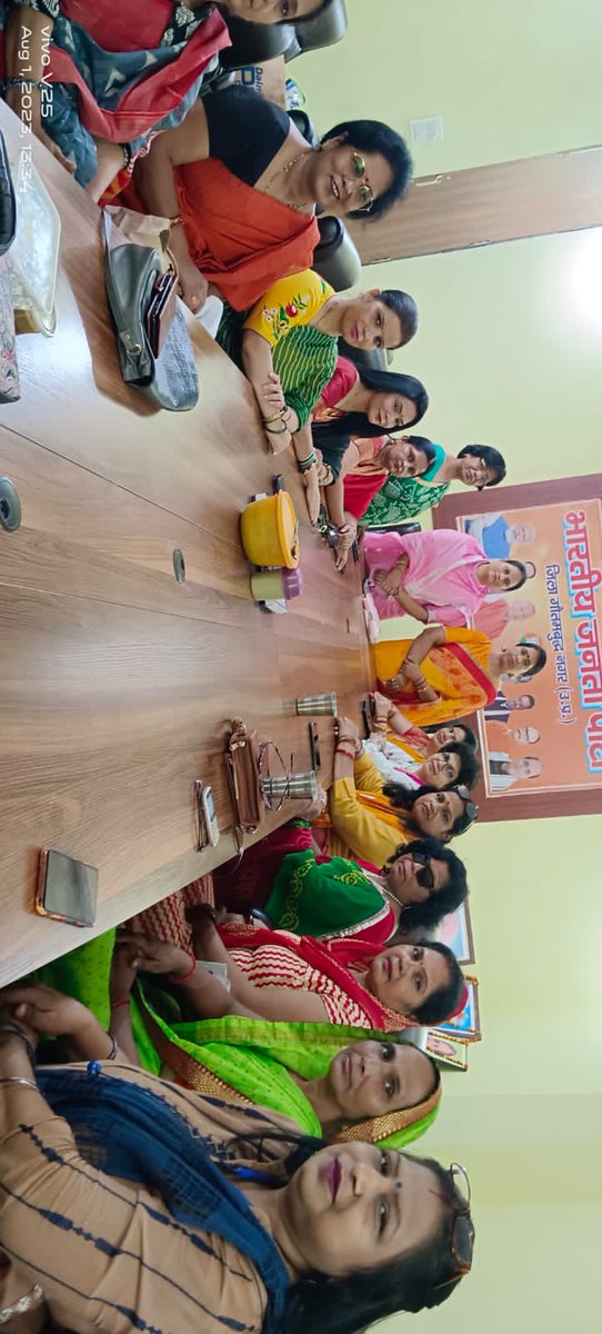 Punamsingh_Bjp's tweet photo. आज जिला गौतमबुद्ध नगर में महिला मोर्चा द्वारा "मोटा अनाज मास" के अंतर्गत "मिलेट्स बैठक" का आयोजन किया गया।
#MyFavouriteMillets https://t.co/HVLjn5Zb6d