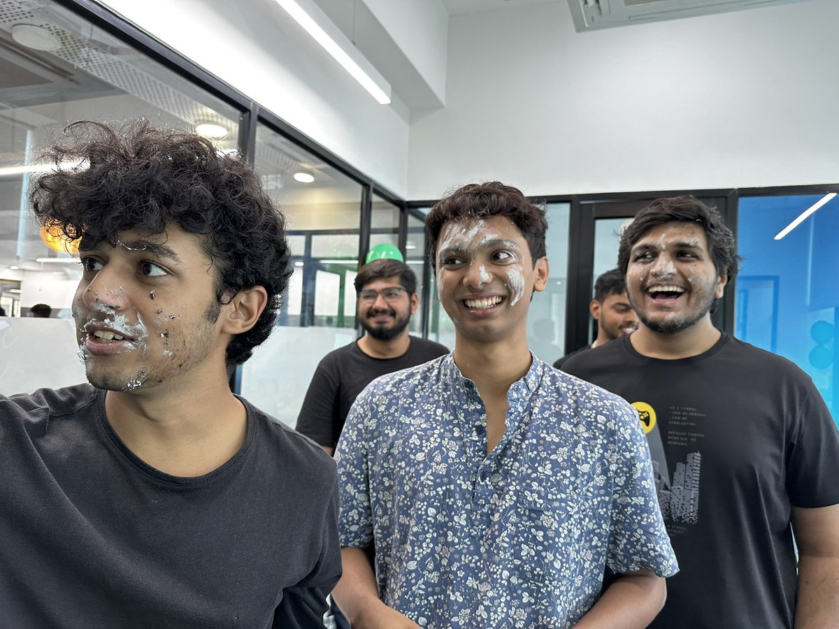 Omggg First time today worked from an office! 🤩

2y ago, I could never imagined running my own company (let alone at the age of 22 🥵)

We played PS4 and I got caked ahahaha 🎮🍰
If you haven’t already, try <a href="/fijit_club/">Fijit Arcade 👾</a> out!

 #caked #fijit #office