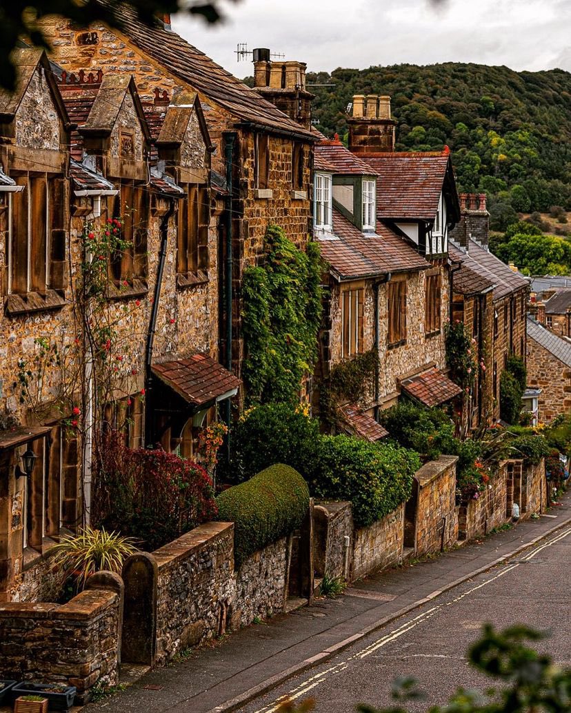 archi_tradition's tweet photo. Bakewell, England 🏴󠁧󠁢󠁥󠁮󠁧󠁿 https://t.co/wPgiiwflS4