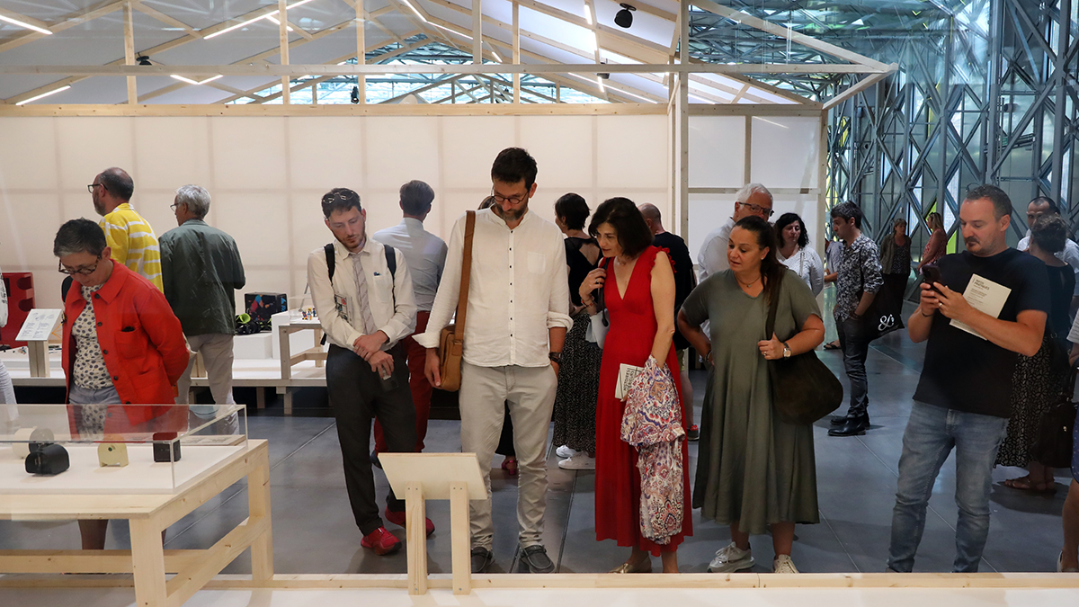 MAMC+ Saint-Étienne (@mamc_st_etienne) on Twitter photo 💡 Une idée d'activité en août pour changer de la piscine ? Plongez dans "Histoires d'intérieurs", l'exposition de la collection design MAMC+ présentée à la Cité du design. Ouvert TLJ (sf lundi et 15 août) de 10h à 18h. #MAMCexpositions #Histoiredinterieurs <a href="/lacitedudesign/">Cité du design</a> 💡 Une idée d'activité en août pour changer de la piscine ? Plongez dans "Histoires d'intérieurs", l'exposition de la collection design MAMC+ présentée à la Cité du design. Ouvert TLJ (sf lundi et 15 août) de 10h à 18h. #MAMCexpositions #Histoiredinterieurs <a href="/lacitedudesign/">Cité du design</a>