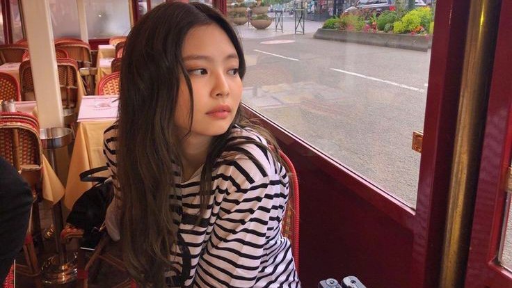 jnkzip's tweet photo. happy national girlfriend day ♡ https://t.co/EHhUmK5fsu