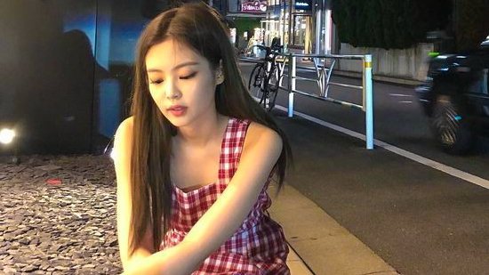 jnkzip's tweet photo. happy national girlfriend day ♡ https://t.co/EHhUmK5fsu
