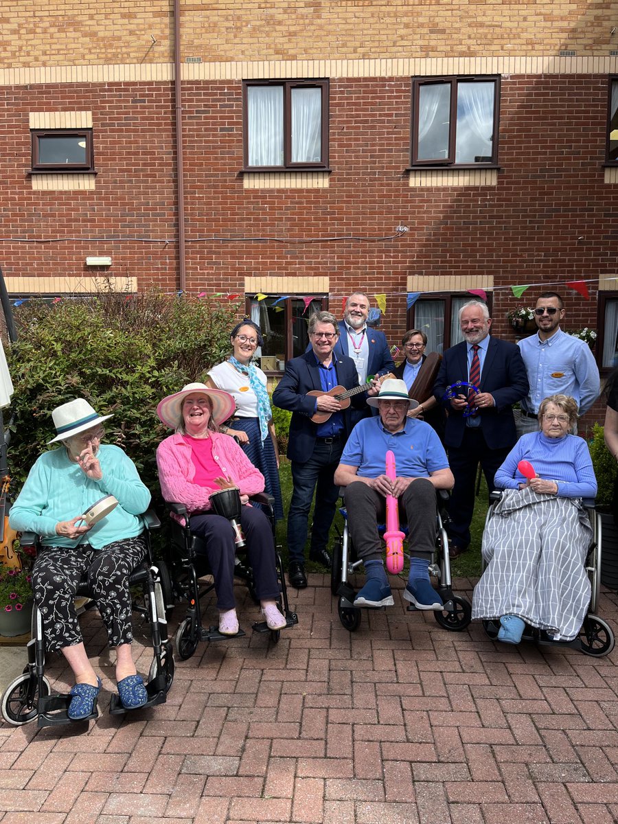 Lovely visit to Regency Care Home in Ely for their musically themed summer garden party - and no rain!