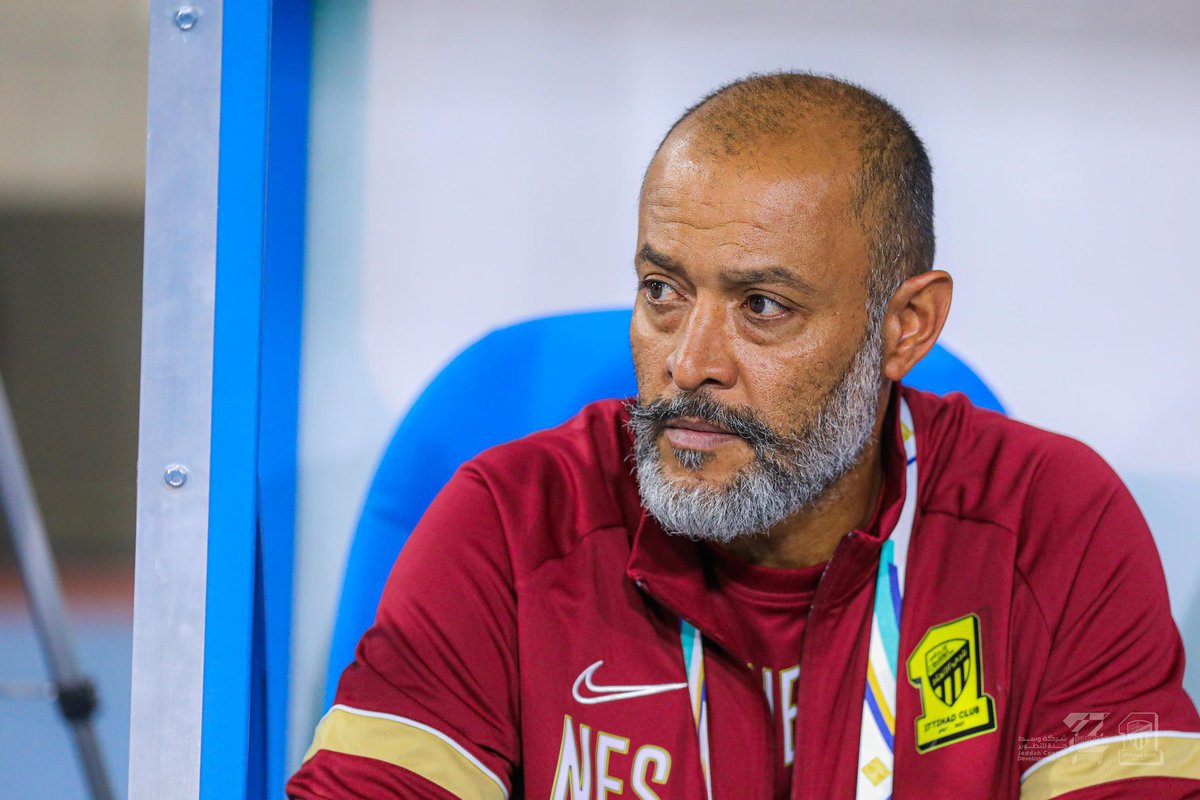 alaa_saeed88's tweet photo. أوضح مدرب #الاتحاد ( نونو سانتو ) قائلاً :

أتمنى حصول " رومارينهو " على الجواز السعودي كونه أقضى فترة طويلة هنا .. والاستفادة منه في المنتخب السعودي مثل ما يحصل للاعبين بالعالم فمثلاً اللاعب " بيبي " برازيلي ويلعب مع البرتغال بالإضافة للاعبين في قطر

#الاتحاد_الشرطة 
#كاس_الملك_سلمان_للأندية