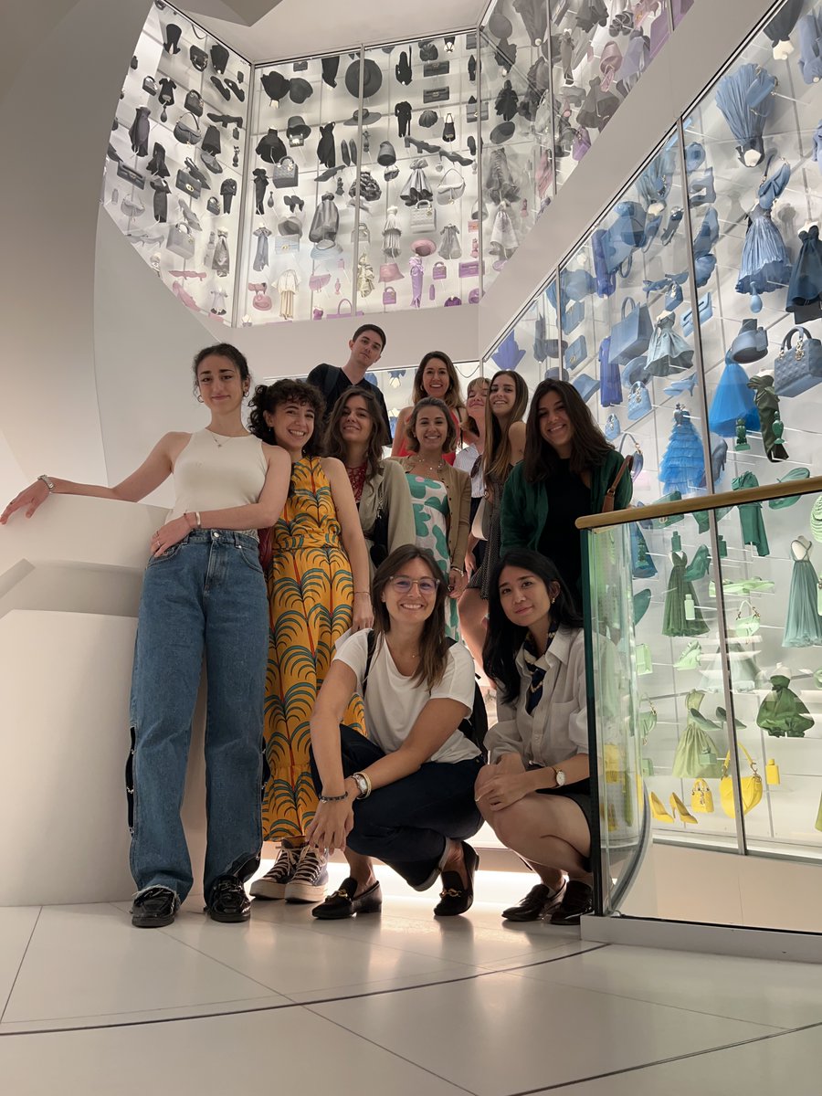 sdabocconi's tweet photo. #MAFED students enjoyed a marvelous study tour in Paris exploring the French culture and the roots of fashion and haute couture. Discover the Master: https://t.co/yYu94eFX3Z https://t.co/cIq60JdWtb