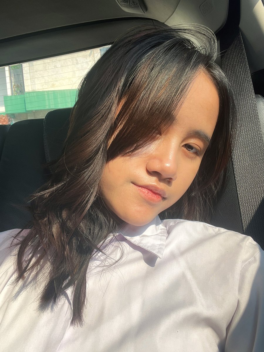 after school selca . . . 🎧💭🪩📷
「#ZeroseSelcaDay #Ze_roseSelcaDay #ZRSD #ZEROBASEONE #제로베이스원 #ZB1 #KIMTAERAE #김태래 」